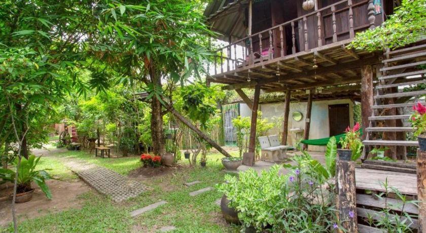 Oyo 1155 Bikers House And Enduro Tours Chiang Mai Hotel Eksteriør billede